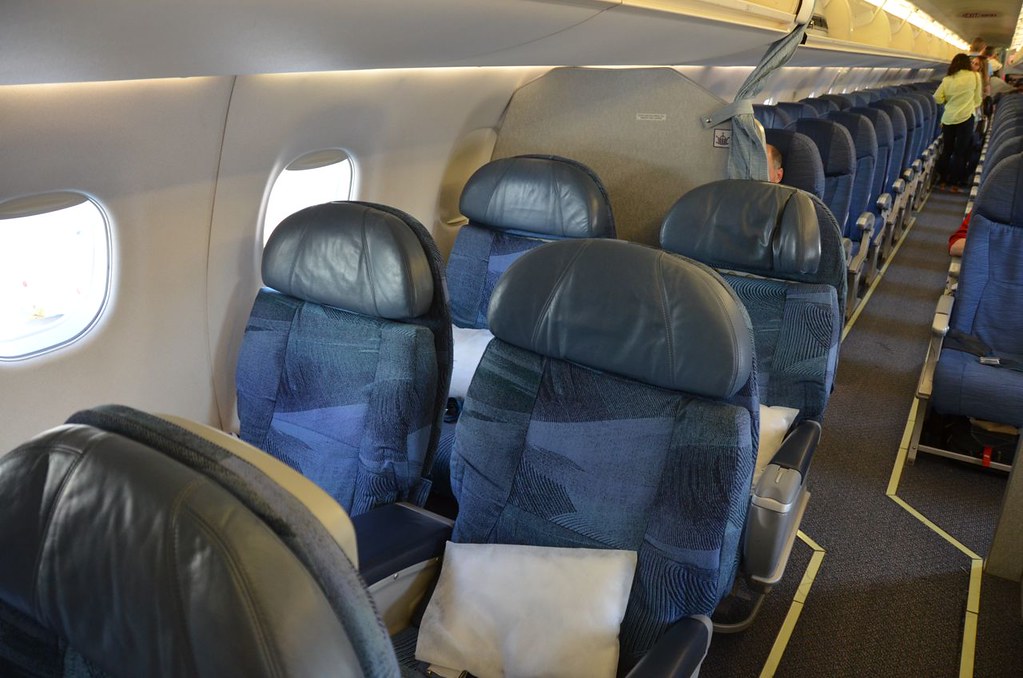 Review: Air Canada Business Class E190, Vancouver – Winnipeg | World ...